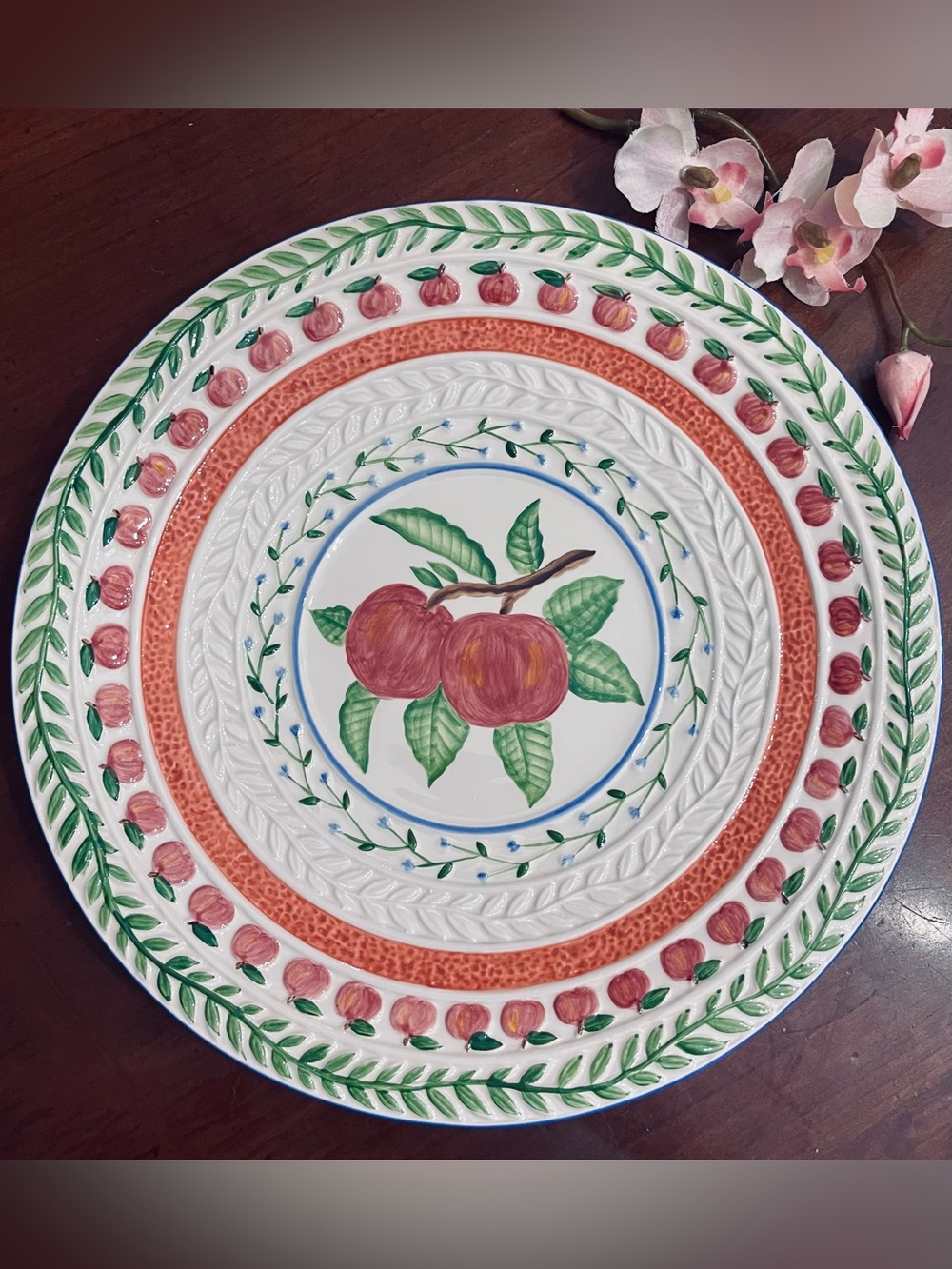VTG Strata Group "Fresh 'N Fruity" Hand-Painted 11.5" Dinner Plate/Charger Apple
